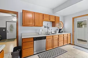 130 W Cherry St, Wayland, MI 49348 - Photo 15