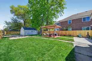 4890 Grayton St, Detroit, MI 48224 - Photo 31