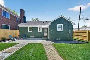 4890 Grayton St, Detroit, MI 48224 - Photo 25