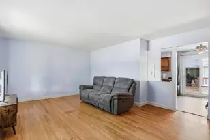 32453 Hiveley St, Westland, MI 48186 - Photo 3