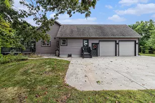 5450 W Riverside Dr, Ludington, MI 49431 - Photo 41