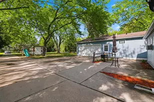 1170 E Pontaluna Rd, Norton Shores, MI 49456 - Photo 33