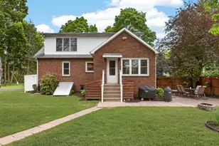 1346 W Marquette Woods Rd, Saint Joseph, MI 49085 - Photo 31