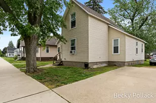 354 W 21st St, Holland, MI 49423 - Photo 25