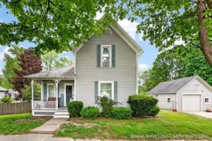 527 N Boltwood St, Hastings, MI 49058 - Photo 3
