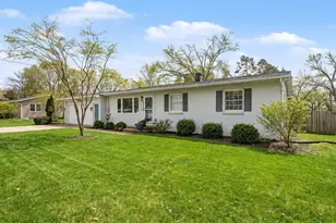 2002 Garret Dr NE, Grand Rapids, MI 49525 - Photo 7