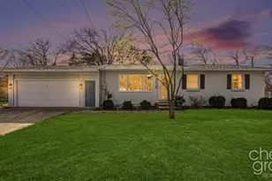 2002 Garret Dr NE, Grand Rapids, MI 49525 - Photo 5