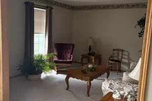 8876 Swancrest Dr, Saginaw, MI 48609 - Photo 7