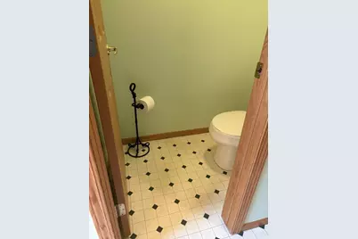 8876 Swancrest Drive, Saginaw, MI 48609 - Photo 13