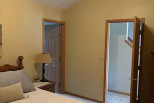 8876 Swancrest Dr, Saginaw, MI 48609 - Photo 9