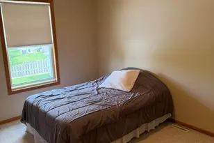 8876 Swancrest Dr, Saginaw, MI 48609 - Photo 39