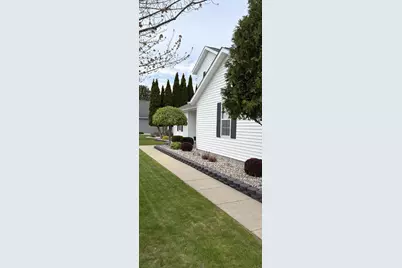 8876 Swancrest Drive, Saginaw, MI 48609 - Photo 3