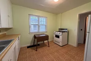 905 Bryant St, Kalamazoo, MI 49001 - Photo 9