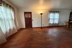 905 Bryant St, Kalamazoo, MI 49001 - Photo 5
