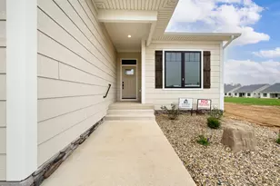 2560 Noellyn Dr, Berrien Springs, MI 49103 - Photo 5
