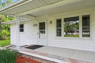 13535 W Tremblay Dr, Vicksburg, MI 49097 - Photo 3
