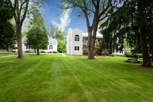 7374 N Shore Dr, South Haven, MI 49090 - Photo 3