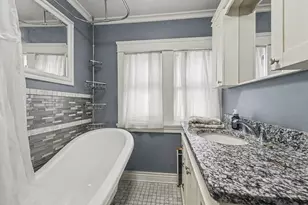 106 Central St, Battle Creek, MI 49017 - Photo 5
