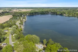 2550 Lakeside Dr, Stanton, MI 48888 - Photo 11