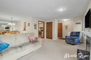 840 Brook Village Ct, Holland, MI 49423 - Photo 9
