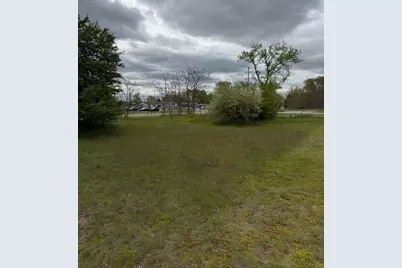 3974 E Apple Avenue, Muskegon, MI 49442 - Photo 5