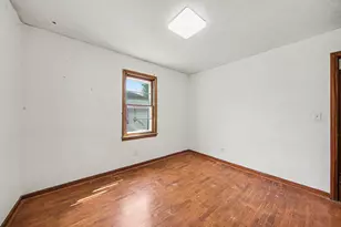 853 Addison, Adrian, MI 49221 - Photo 17