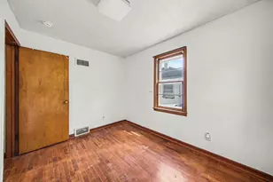 853 Addison, Adrian, MI 49221 - Photo 21