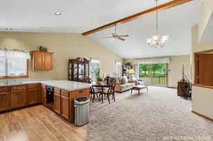 1793 Lakeview Dr, Zeeland, MI 49464 - Photo 7