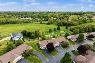 1793 Lakeview Dr, Zeeland, MI 49464 - Photo 3