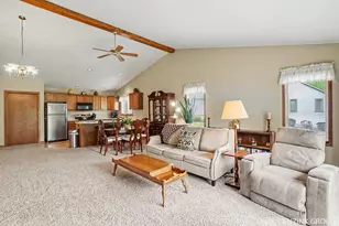 1793 Lakeview Dr, Zeeland, MI 49464 - Photo 9