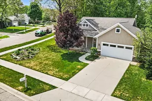 1573 Wood Nymph Ct NE, Grand Rapids, MI 49505 - Photo 23