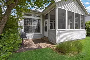 604 N Cygnet Lake Dr, Benton Harbor, MI 49022 - Photo 25