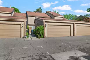 5353 Wright Way W, West Bloomfield, MI 48322 - Photo 33