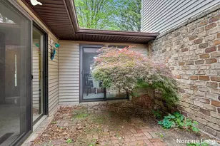 2579 Knightsbridge Rd SE, Grand Rapids, MI 49546 - Photo 19
