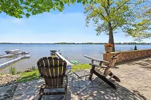 527 Crystal Bch Dr, Coldwater, MI 49036 - Photo 3