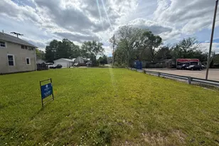 118 S Main St, Lawton, MI 49065 - Photo 1
