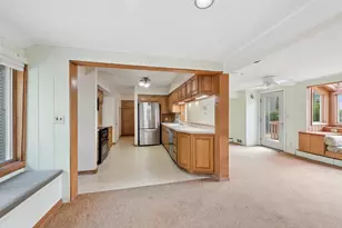415 Ridgeway St, Saint Joseph, MI 49085 - Photo 7