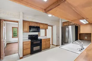 415 Ridgeway St, Saint Joseph, MI 49085 - Photo 11