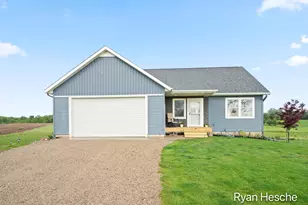 10591 Hastings Rd, Clarksville, MI 48815 - Photo 25