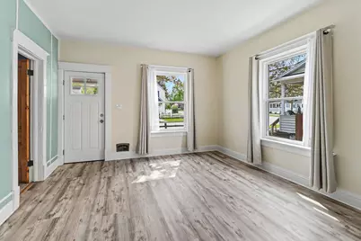603 N Rowe Street, Ludington, MI 49431 - Photo 5