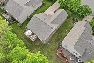9960 Tioga Ct, Pinckney, MI 48169 - Photo 35