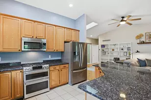 9960 Tioga Ct, Pinckney, MI 48169 - Photo 3
