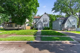242 W High St, Jackson, MI 49203 - Photo 3