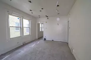 2439 Maxwell St, Detroit, MI 48214 - Photo 3
