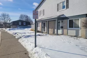 41276 N Woodbury Green Dr, Belleville, MI 48111 - Photo 3