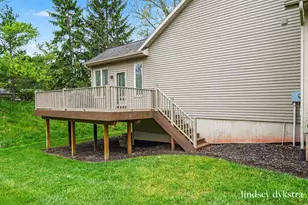 2320 Red Oak Ct NW, Grand Rapids, MI 49504 - Photo 25