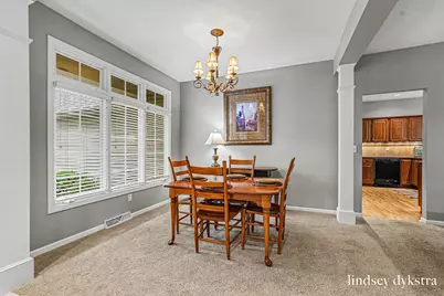 2320 Red Oak Court NW, Grand Rapids, MI 49504 - Photo 3