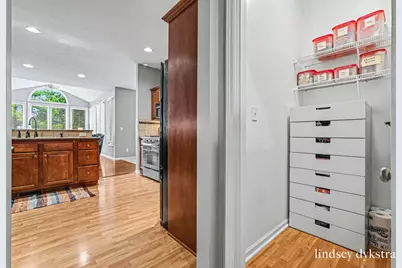 2320 Red Oak Court NW, Grand Rapids, MI 49504 - Photo 11