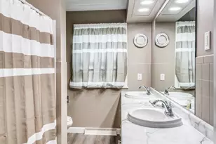 359 S Hills Dr, Battle Creek, MI 49015 - Photo 13