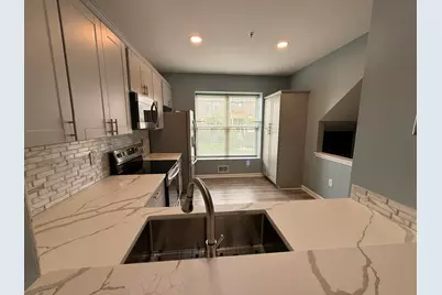 25582 Saint James, Southfield, MI 48075 - Photo 5